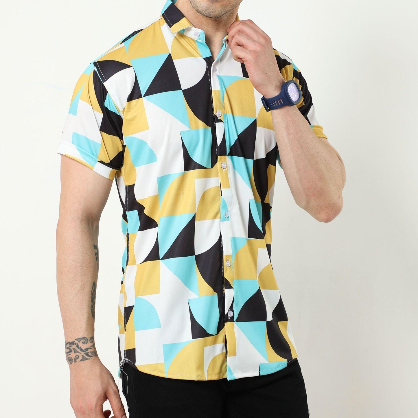 Men Regular Fit Floral Print Spread Collar Casual Shirt - Pass Ka Bazaar