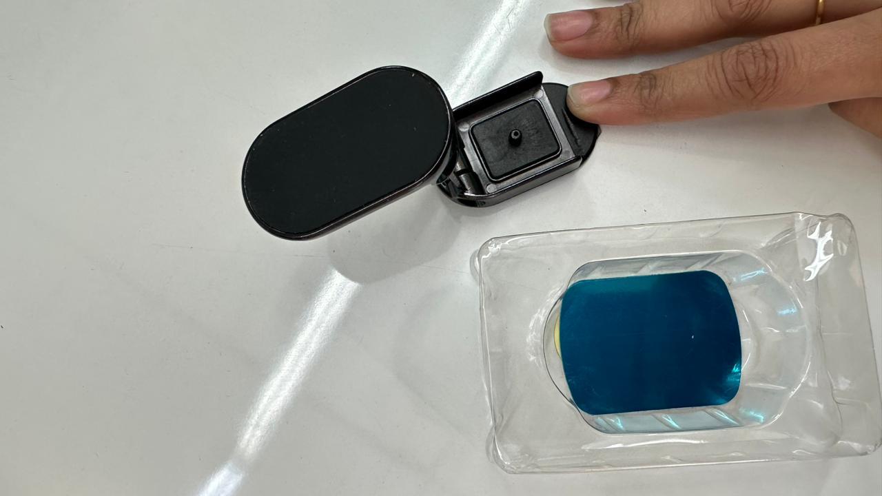 Strong Magnetic Phone Holder for Car - Pass Ka Bazaar